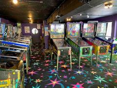 0-zzed-lift-solutions-installeerde-een-personen-goederenlift-nami-PL501-bij-pinballmuseum