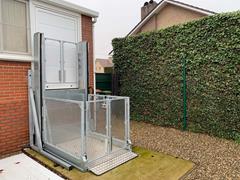 0-zzed-lift-solutions-woning-rolstoeltoegankelijk-strategos-rolstoellift-huislift-4