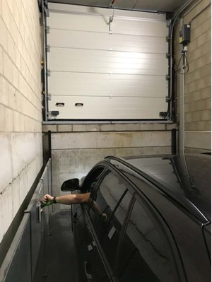 zzed-lift-solutions-plaatste-een-autolift-bij-parkville-te-hasselt zzed-lift-solutions-plaatste-een-autolift-bij-parkville-te-hasselt